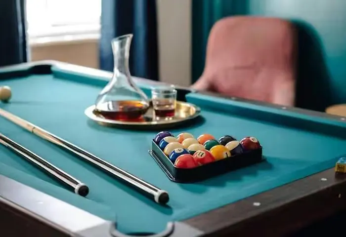 Spacious 3br With Billiards & Cinema Апартаменты *