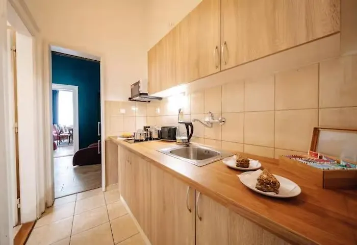 Spacious 3br With Billiards & Cinema 아파트
