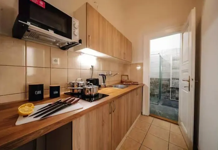 Spacious 3br With Billiards & Cinema